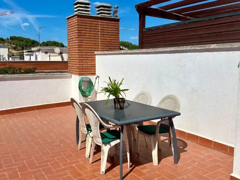 Terraza de Piso en venta en Molins de Rei con Aire acondicionado, Trastero y Balcón