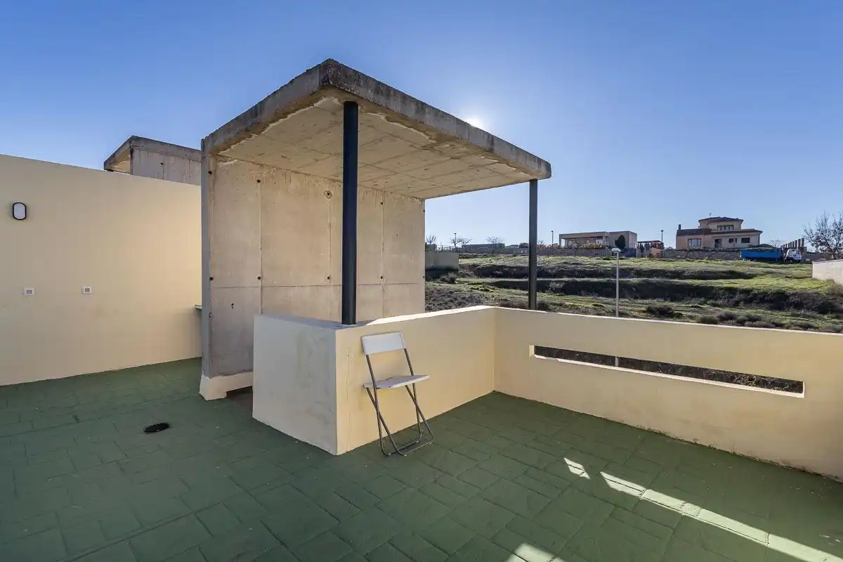 Terraza de Casa adosada en venta en Las Gabias con Piscina comunitaria