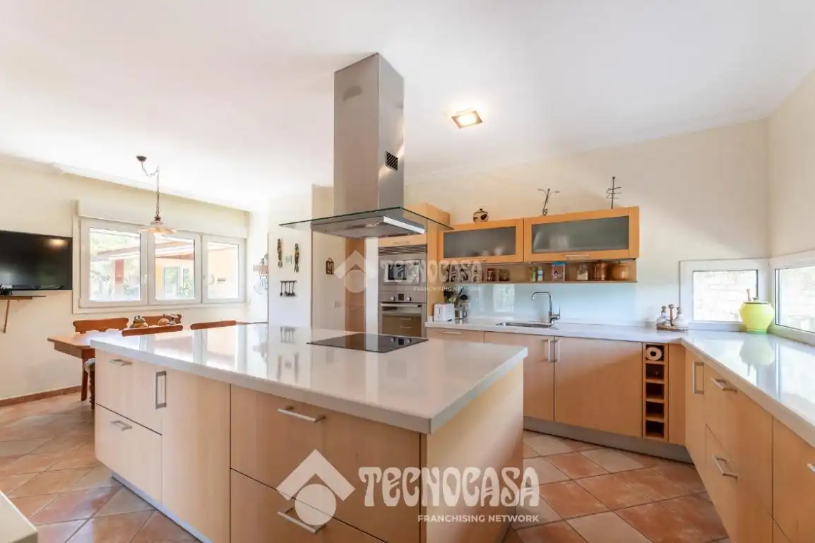 Cocina de Casa o chalet en venta en Hoyo de Manzanares con Calefacción y Piscina