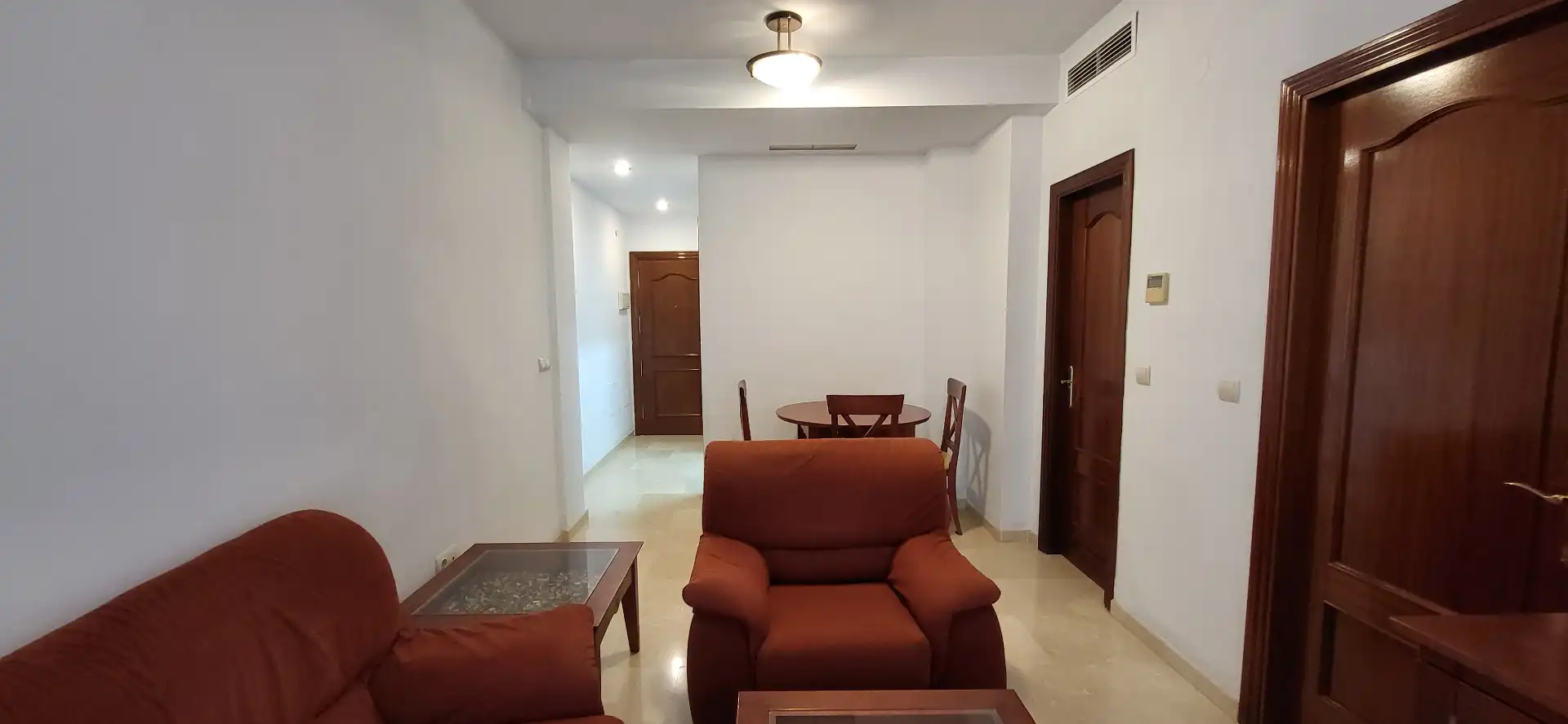 Sala de estar de Apartamento de alquiler en Málaga con Aire acondicionado, Calefacción y Amueblado