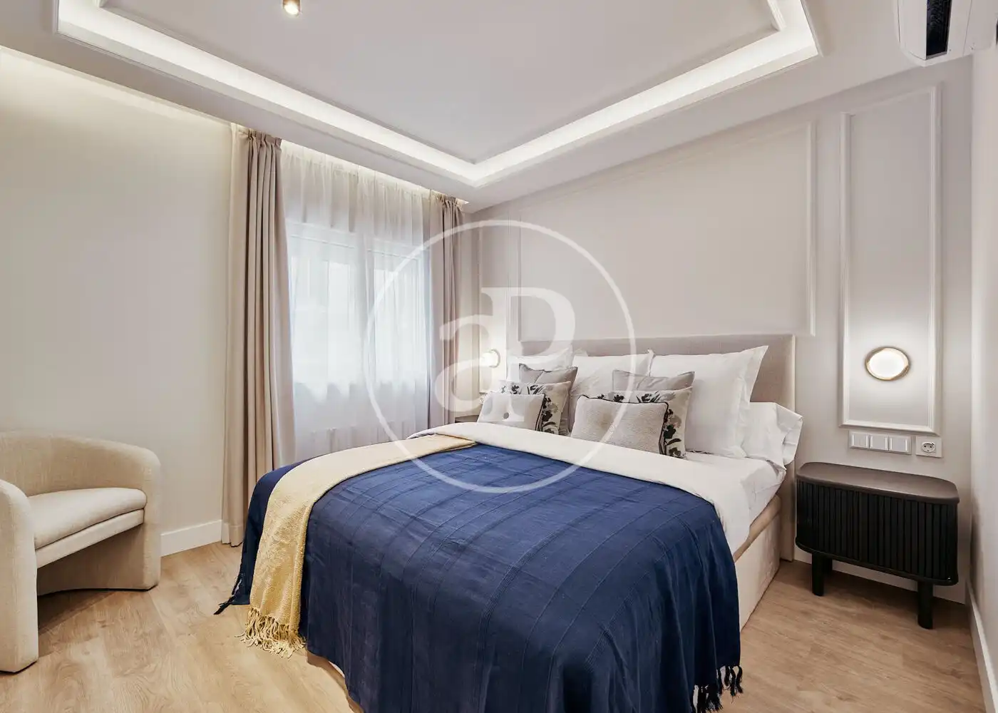 Bedroom of Flat for sale in Madrid  with Air Conditioner, Heating and Terrace