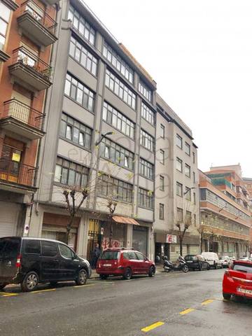 Oficina en Alquiler en José María de Escuza Kalea en Sabino Arana - Jesuitas