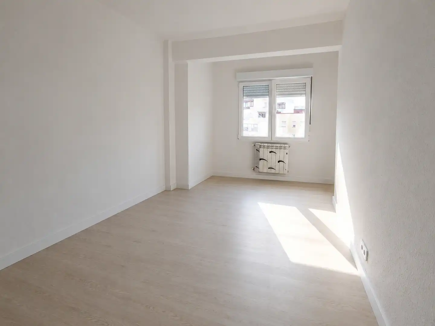 Bedroom of Flat for rent in Santander  with Heating, Terrace and Oven