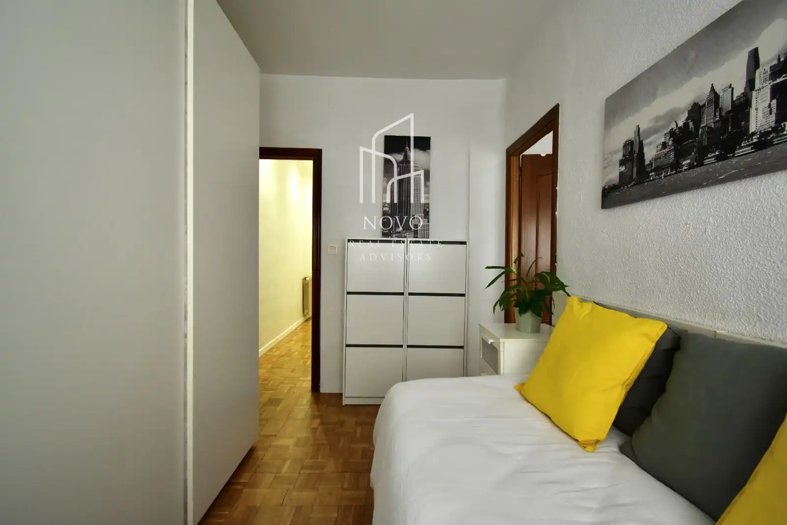 Habitación de Piso de alquiler en Madrid con Aire acondicionado, Calefacción y Amueblado