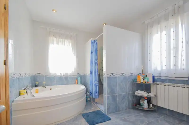 Chalet con terraza en venta en Calle B 20, imagen 49