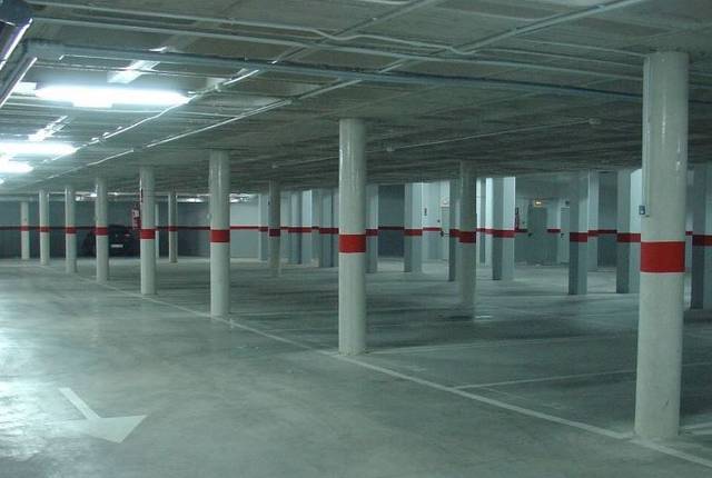 Garaje en Venta en Ciutat del Transport - La Salera