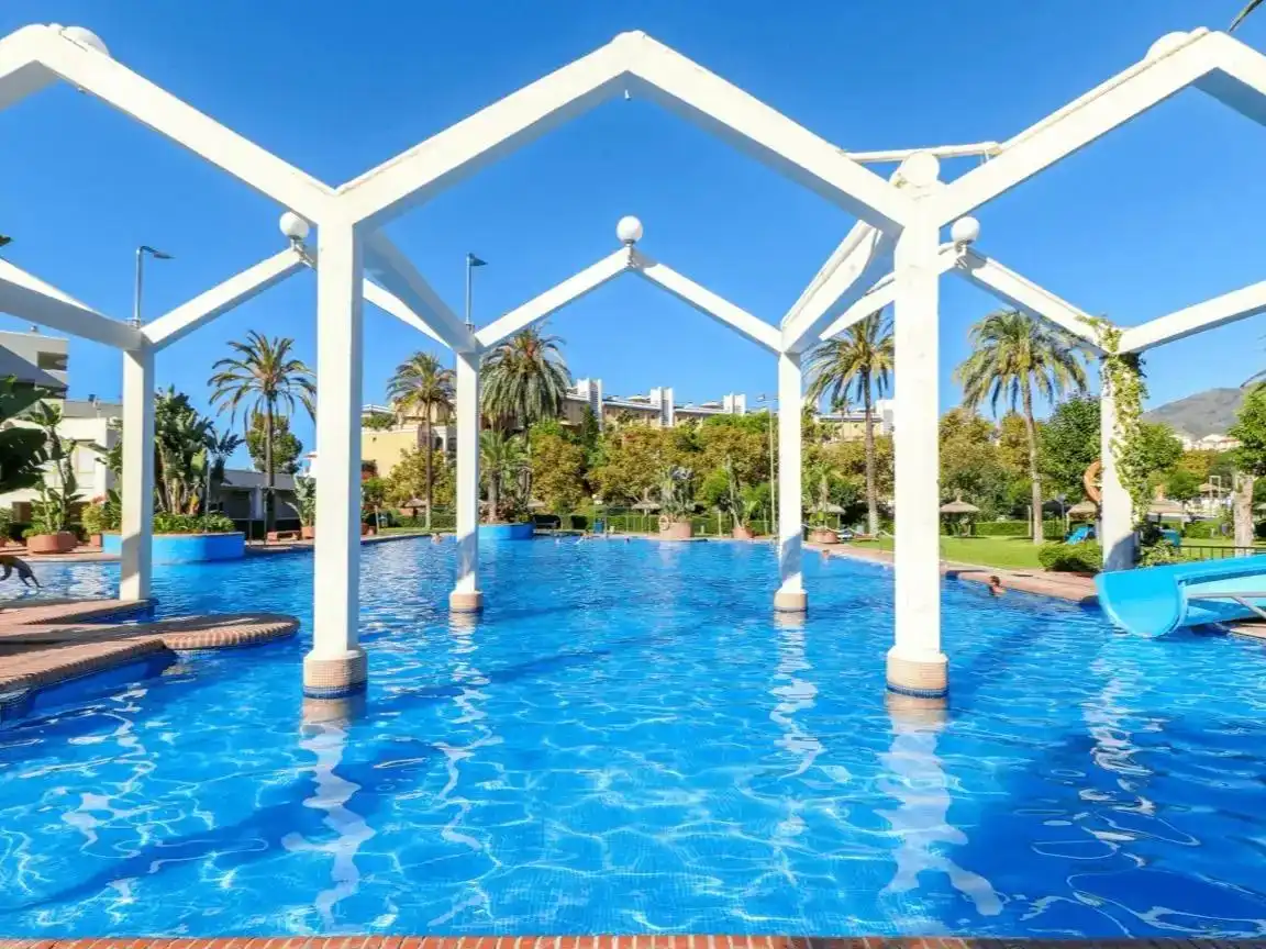 Monolocale con piscina in vendita a Avenida Avenida Parque 3, imagen 15
