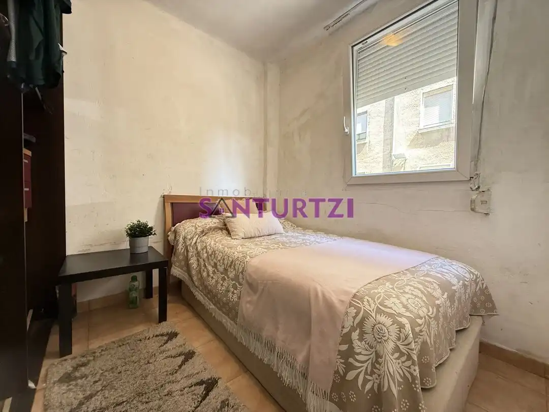 Habitación de Piso en venta en Santurtzi  con Amueblado