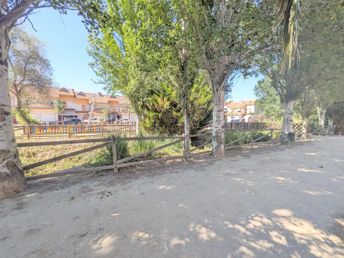 Casa adosada en venda en Villalbilla amb Piscina comunitària