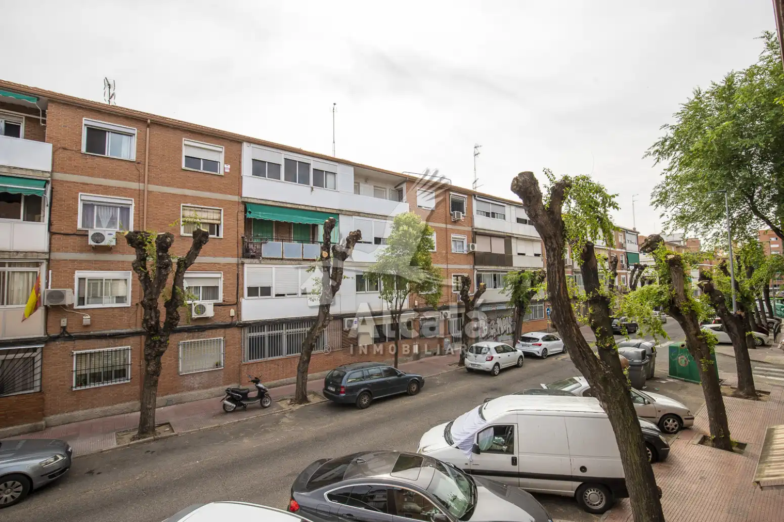 Vista exterior de Piso en venta en Alcalá de Henares con Aire acondicionado y Calefacción