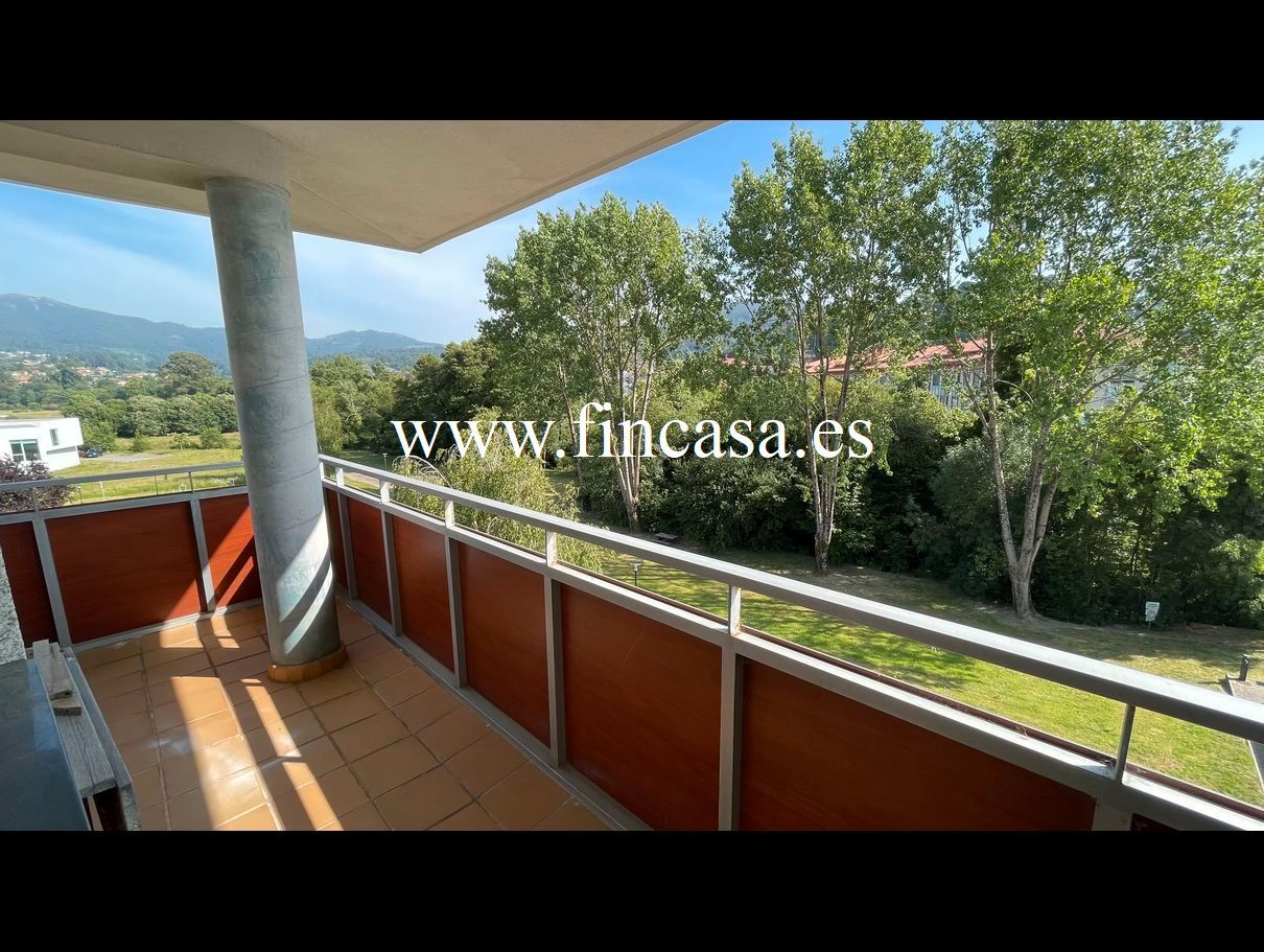Exterior view of Flat to rent in Gondomar  with Heating, Parquet flooring and Terrace