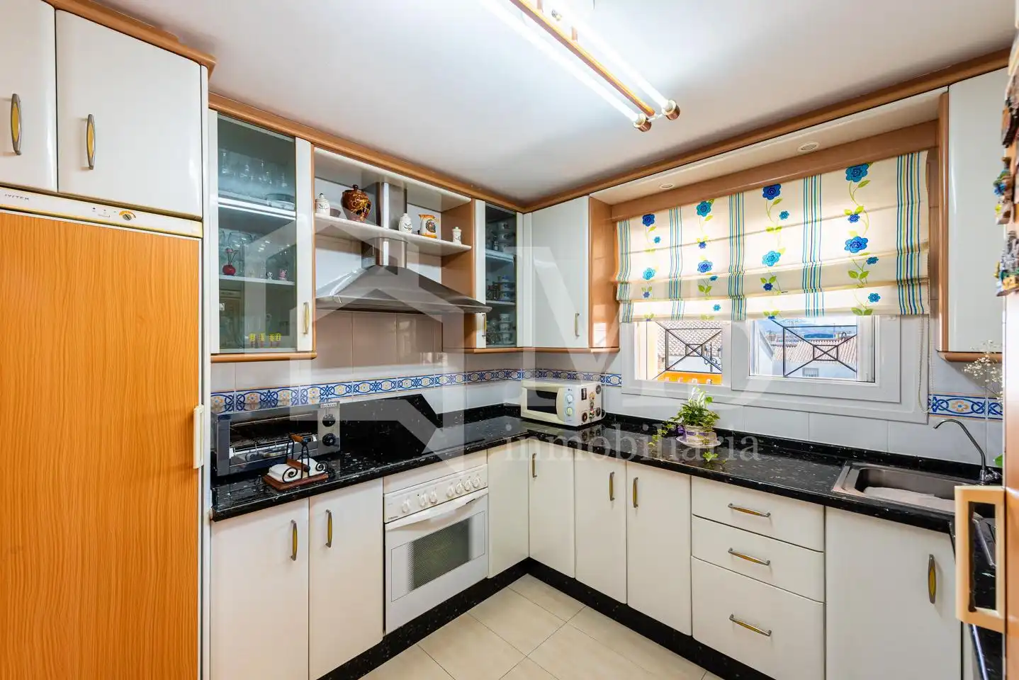 Cocina de Casa o chalet en venta en Vélez-Málaga con Aire acondicionado, Piscina y Amueblado