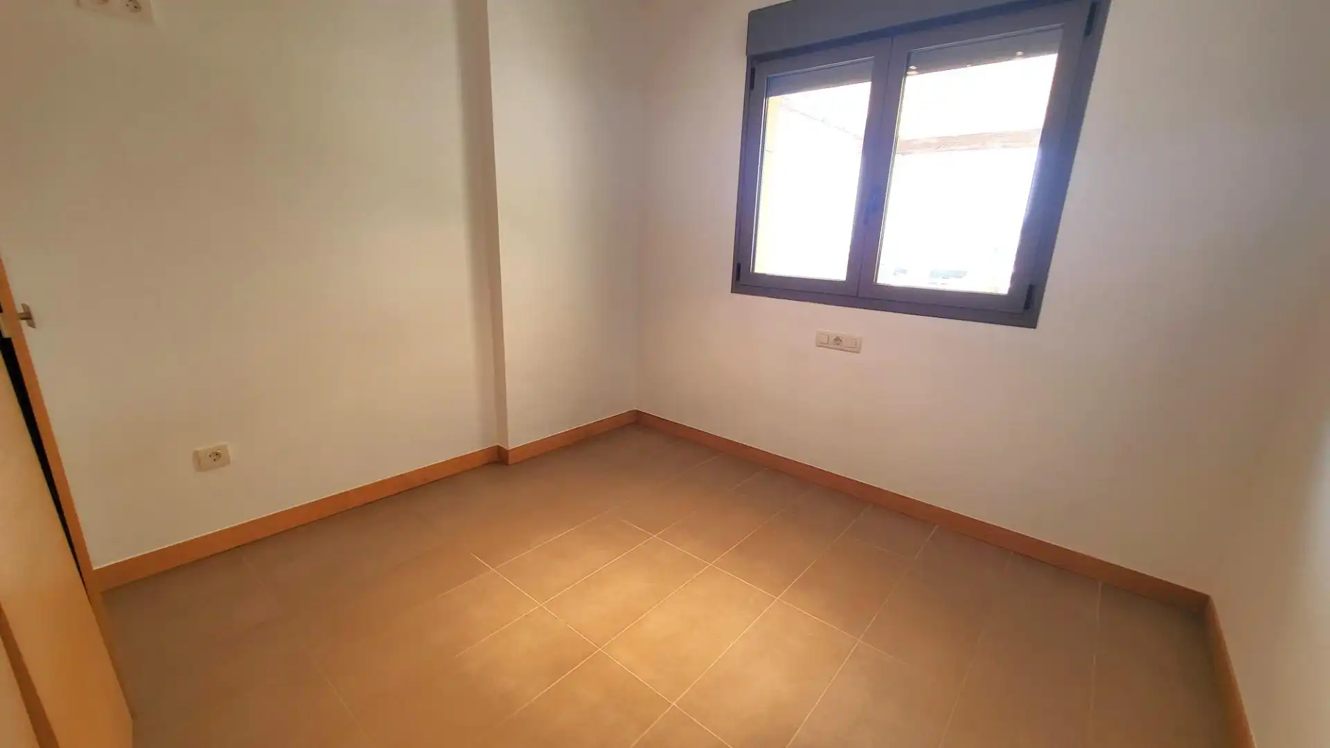 Habitación de Apartamento en venta en Elche / Elx con Aire acondicionado, Calefacción y Terraza