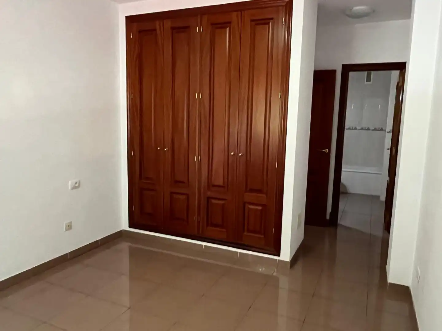 Habitación de Piso de alquiler en Santa Cruz de Tenerife con Horno y Lavadora