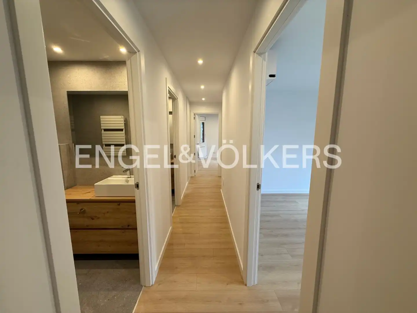 Piso de alquiler en Andorra la Vella con Calefacción, Parquet y Terraza