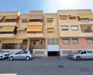 Vista exterior de Pis en venda en San Isidro