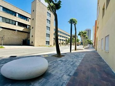 Pis amb balcó en venda a Carrer ESCAR