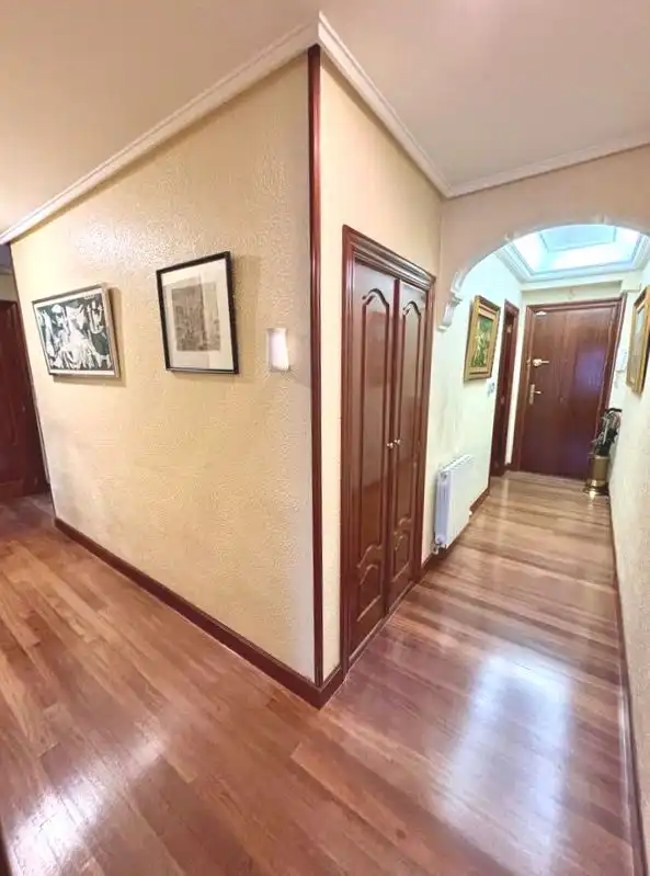 Piso en venta en Avenida del Ferrocarril, Ametzola