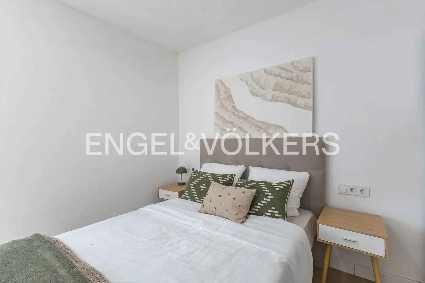 Habitación de Piso en venta en L'Hospitalet de Llobregat con Aire acondicionado, Calefacción y Terraza