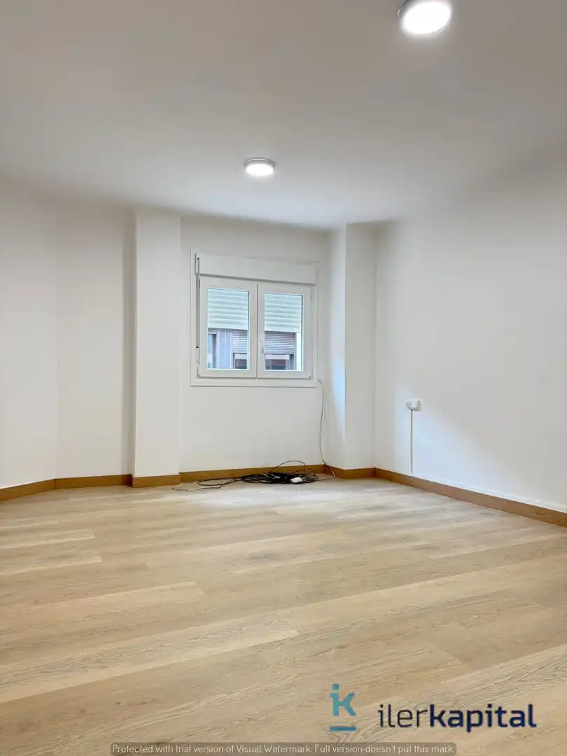 Schlafzimmer von Wohnung zum Verkauf in Lleida mit Klimaanlage, Heizung und Abstellraum