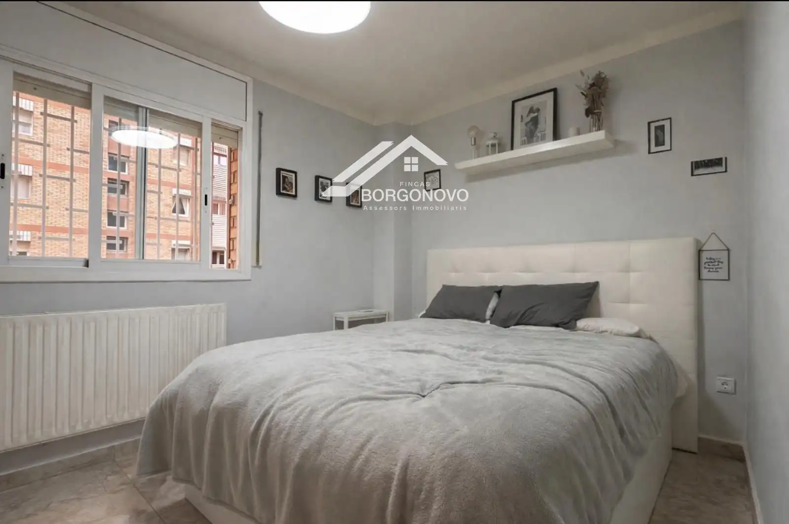 Schlafzimmer von Wohnung zum Verkauf in Barcelona mit Klimaanlage, Heizung und Terrasse