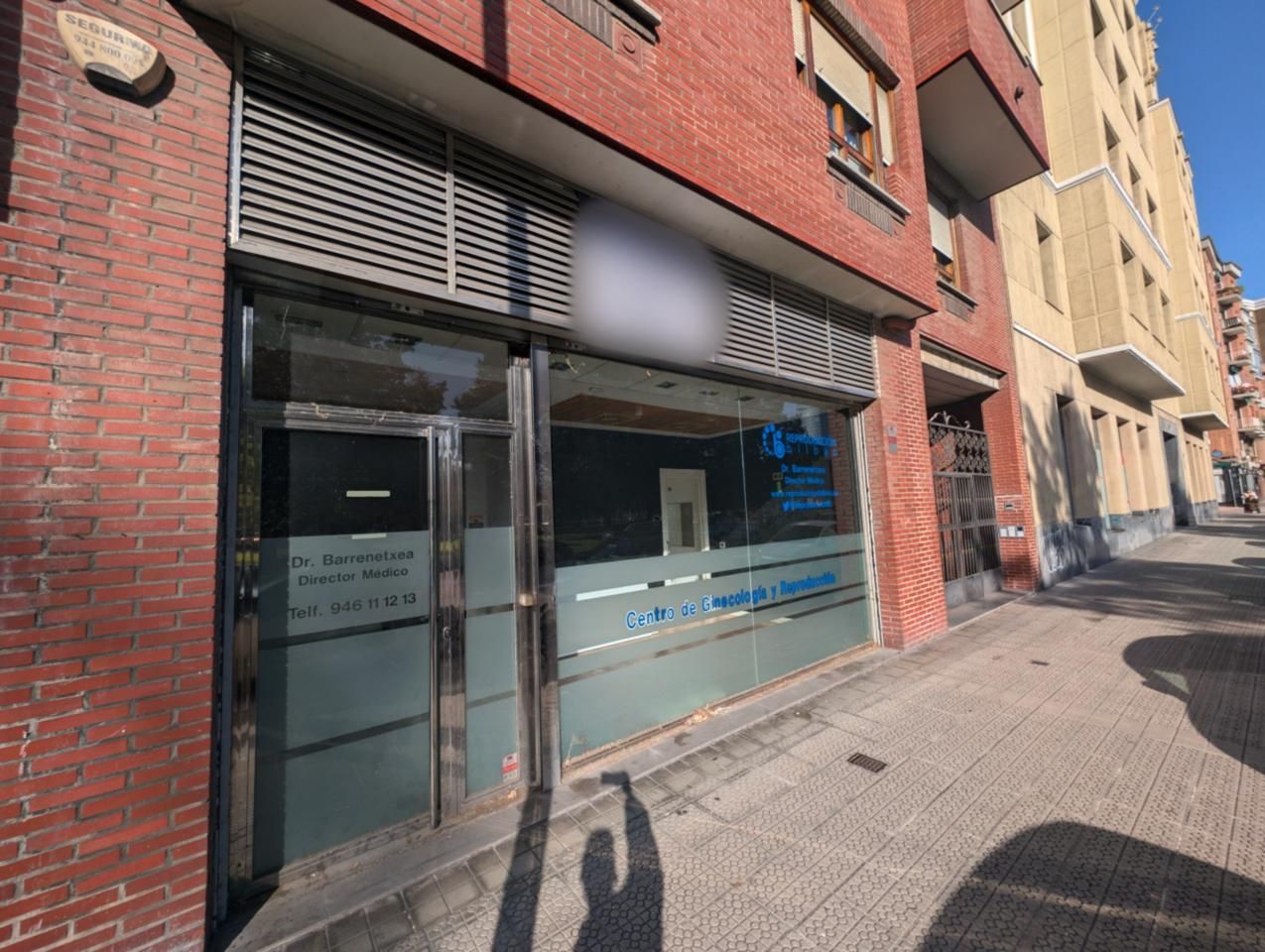 Vista exterior de Local de lloguer en Bilbao  amb Aire condicionat
