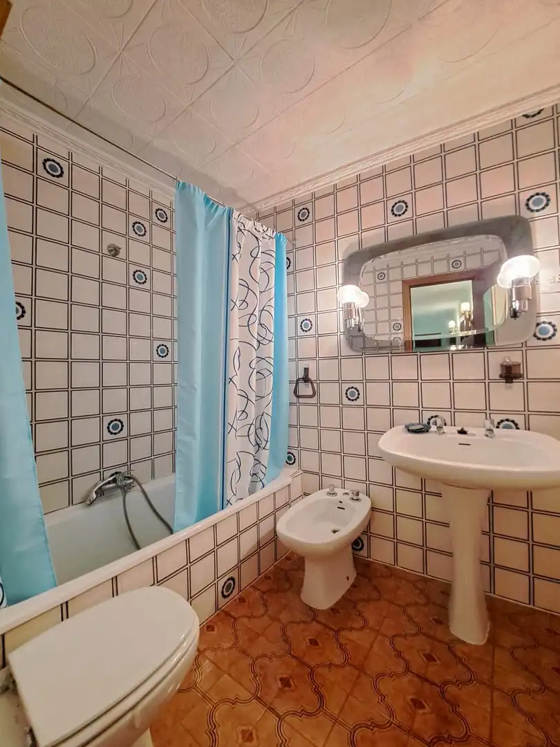 Bathroom of Houses for sale in Villargordo del Cabriel  with Terrace and Storage room