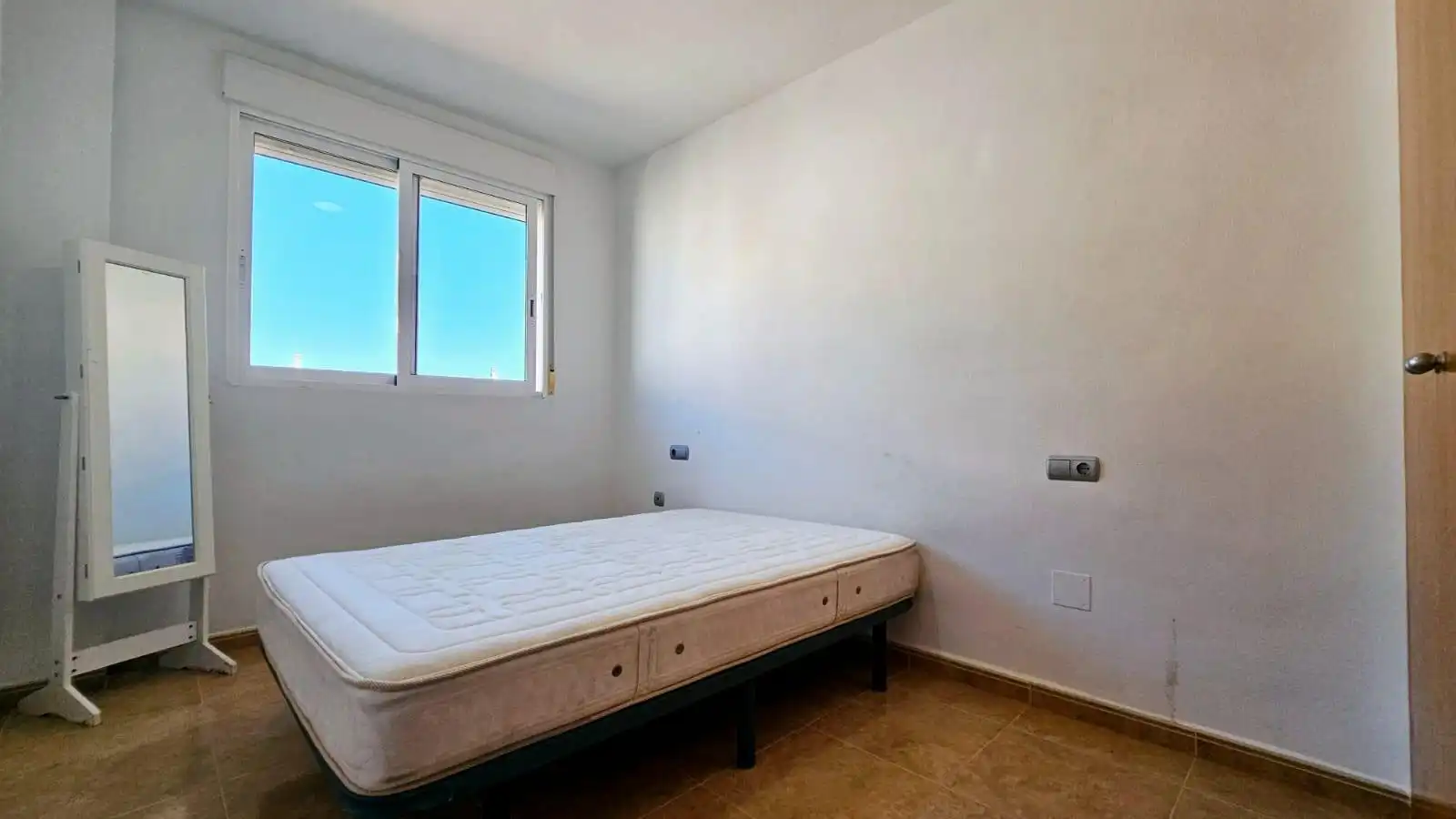 Bedroom of Flat for sale in Ceutí  with Storage room and Furnished