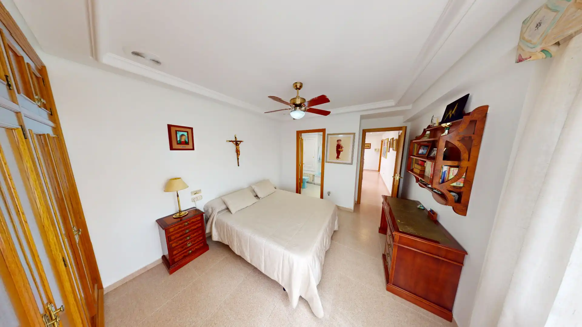 Dormitori de Casa o xalet en venda en Elche / Elx amb Aire condicionat, Calefacció i Jardí privat