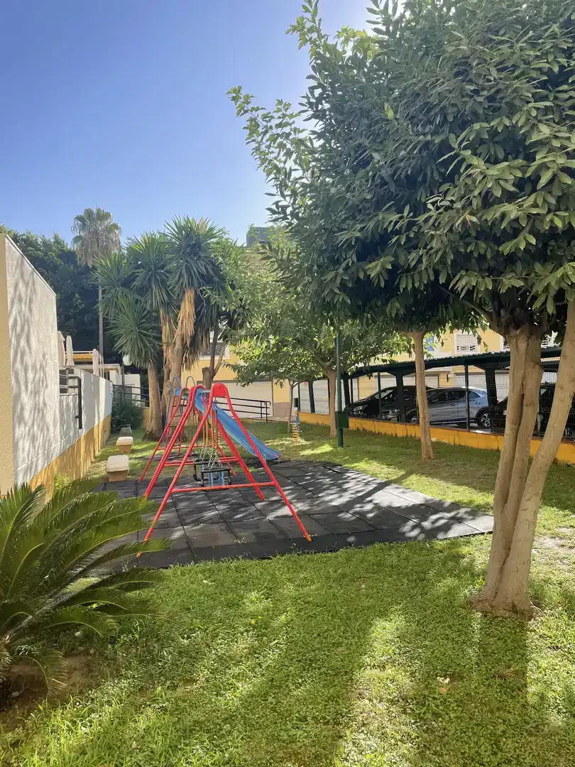 Aparcament de Apartament en venda en Gandia amb Aire condicionat i Piscina