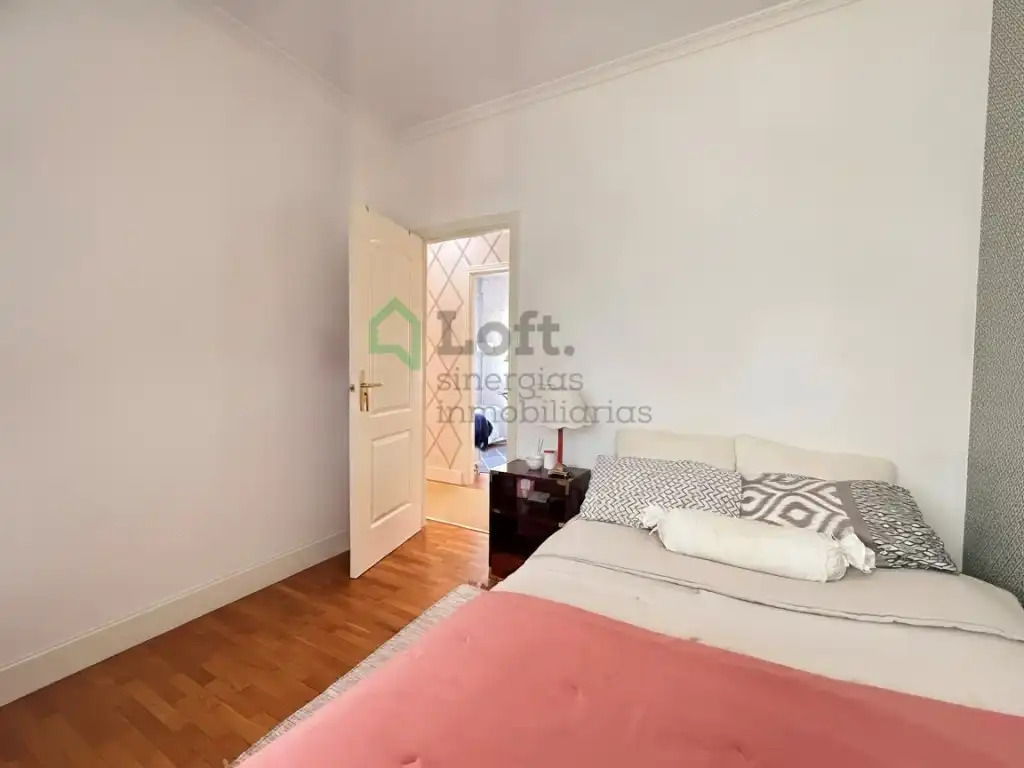 Dormitori de Casa o xalet en venda en Badajoz amb Aire condicionat, Jardí privat i Piscina