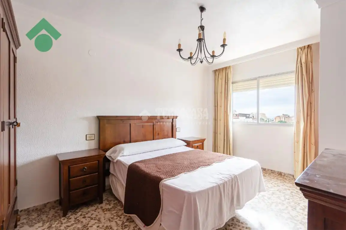 Schlafzimmer von Wohnung zum Verkauf in Almuñécar mit Möbliert und Balkon