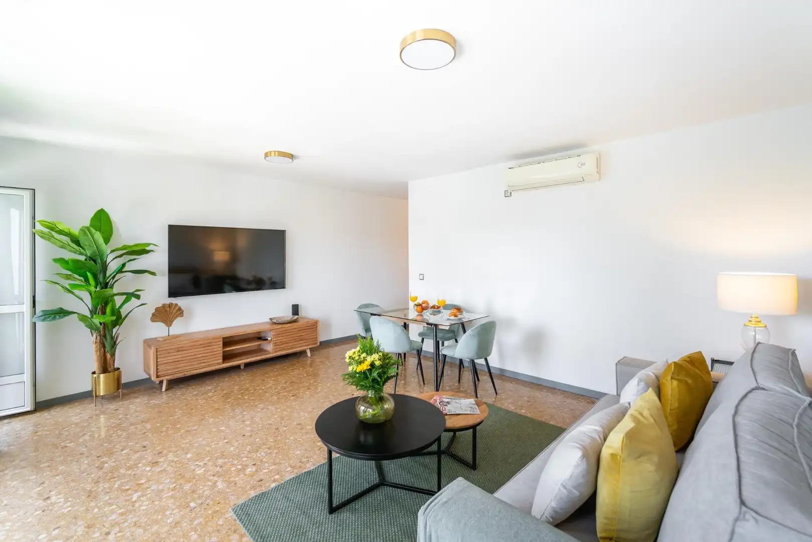 Piso con terraza en alquiler en Calle Betis, imagen 29