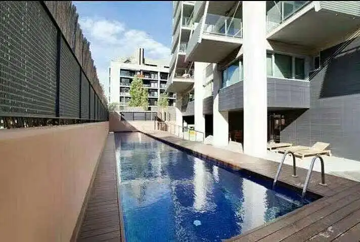 Piscina de Pis en venda en Port Forum