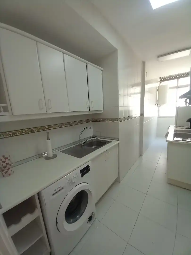 Cocina de Piso de alquiler en Málaga con Aire acondicionado, Amueblado y Horno