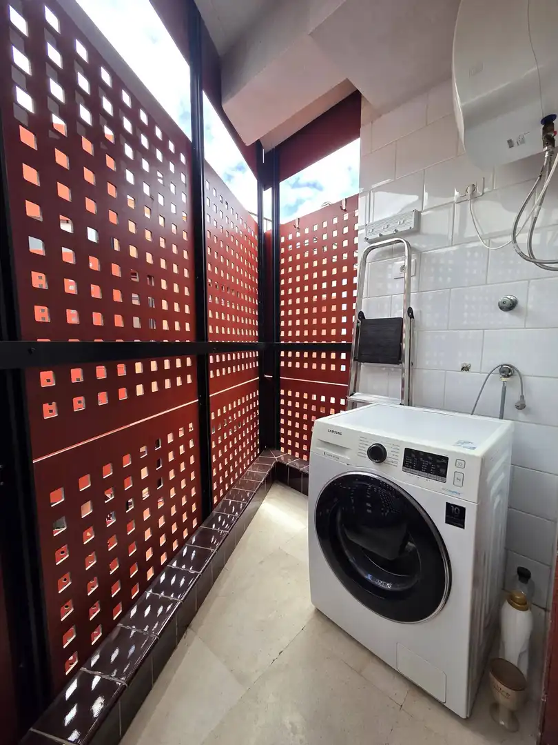 Badezimmer von Wohnung zur Miete in Las Palmas de Gran Canaria mit Privatgarten, Abstellraum und Möbliert
