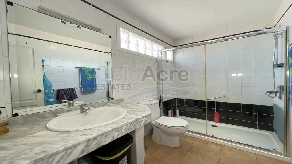 Bany de Apartament en venda en La Oliva