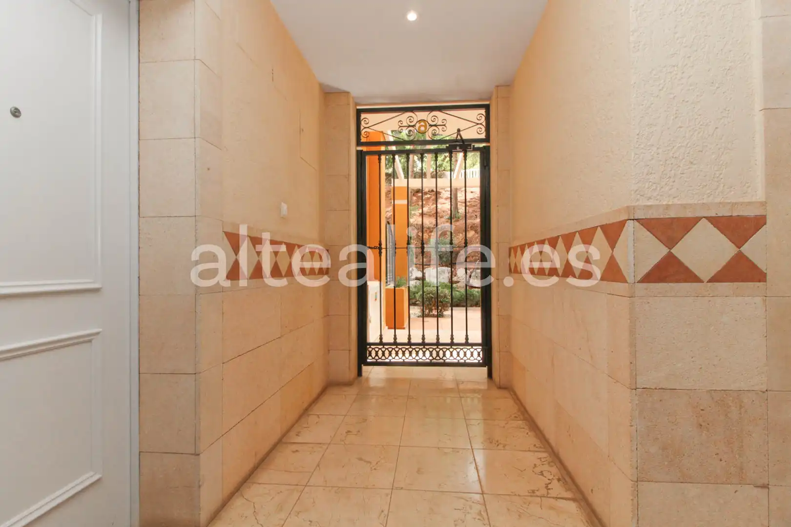 Apartamento en venta en Altea con Aire acondicionado, Calefacción y Jardín privado