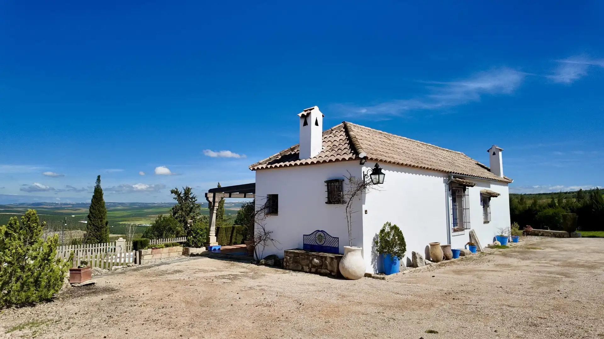 Vista exterior de Finca rústica en venta en Santaella con Aire acondicionado, Jardín privado y Terraza