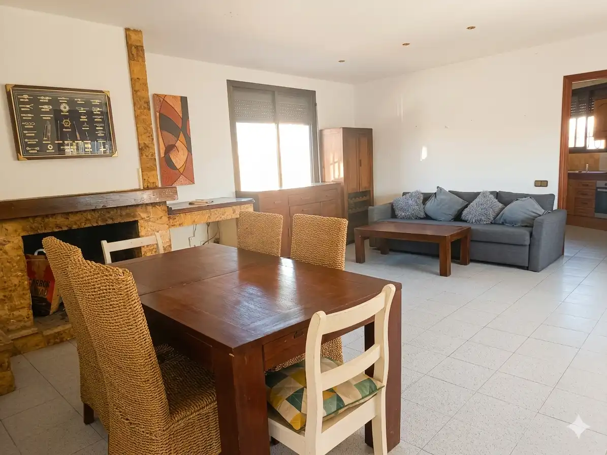 Sala de estar de Casa o chalet en venta en Vilanova i la Geltrú con Calefacción, Terraza y Trastero
