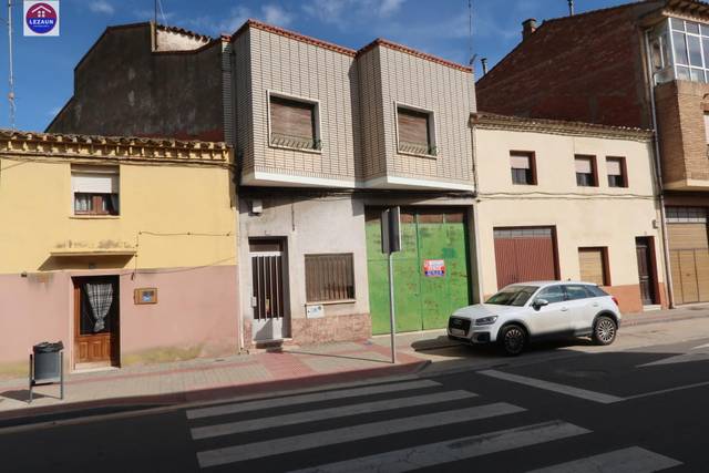 Casa-chalet en Venta en Rincón de Soto