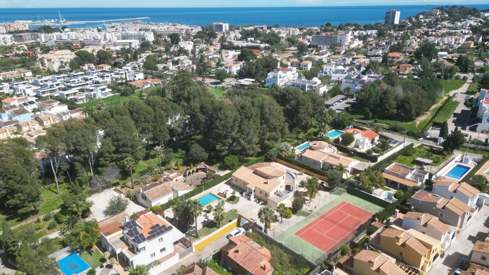 Chalet con piscina en venta en El Montgó, imagen 6
