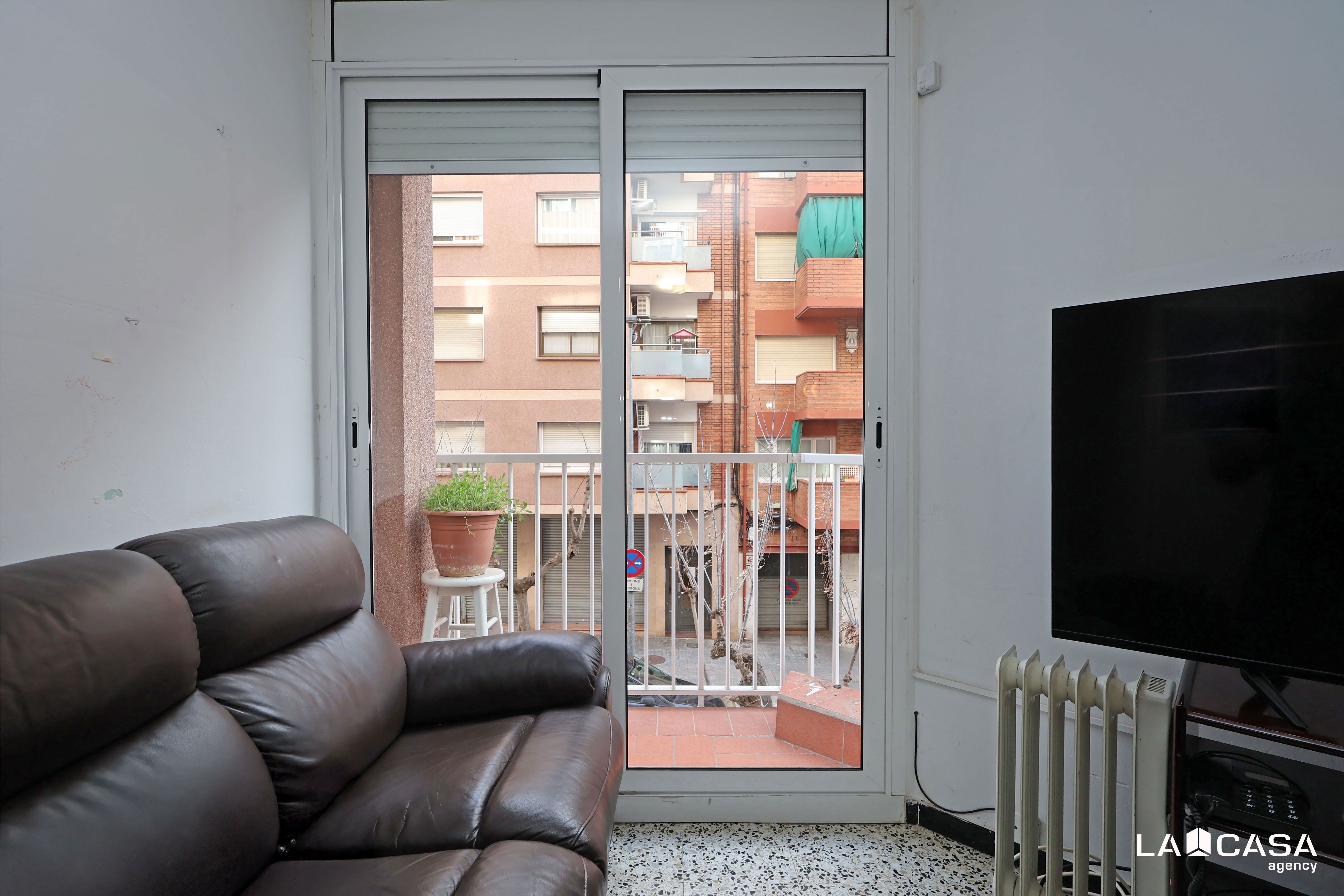 Dormitori de Pis en venda en Esplugues de Llobregat amb Calefacció i Balcó