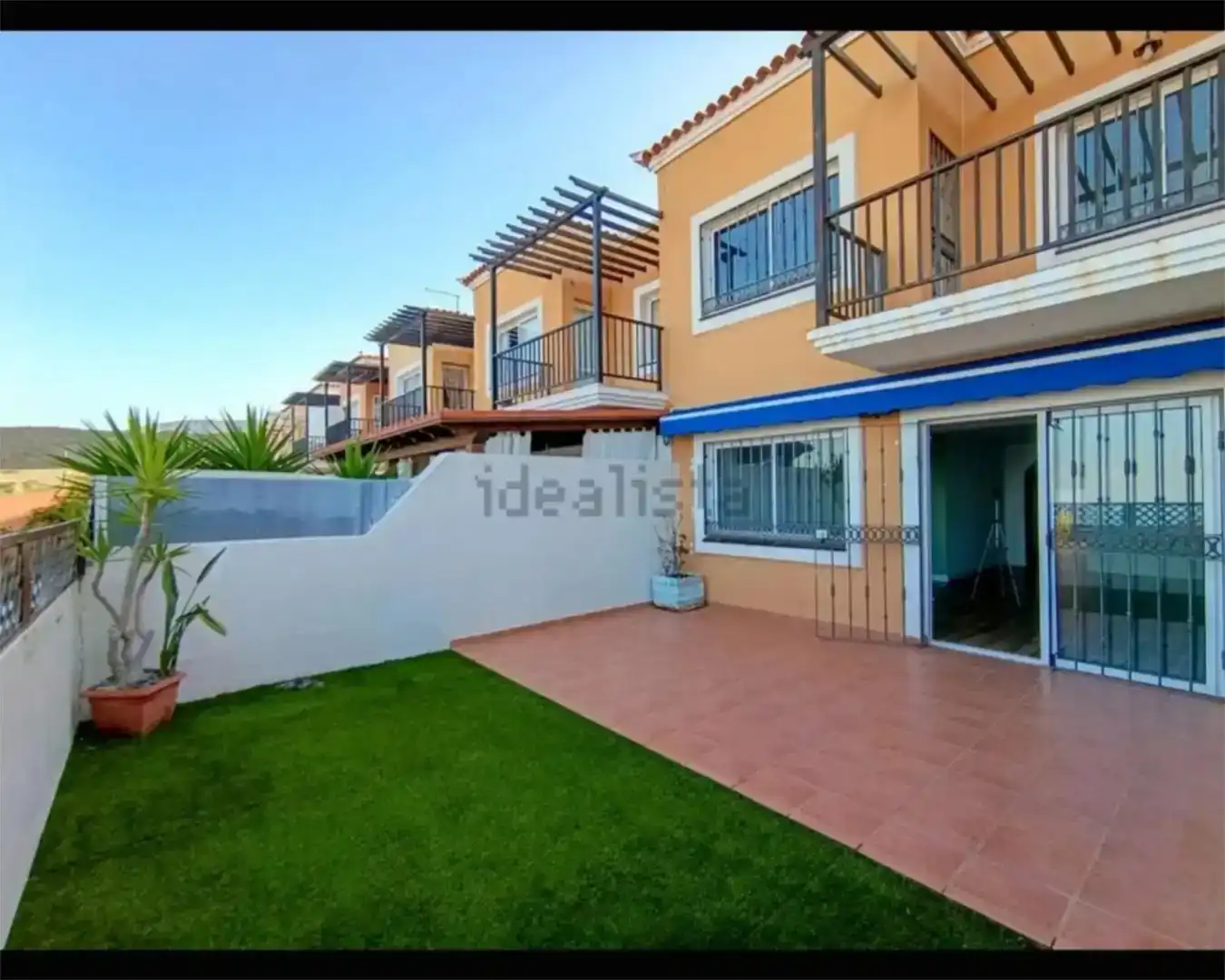 Vista exterior de Casa o xalet en venda en Adeje amb Balcó