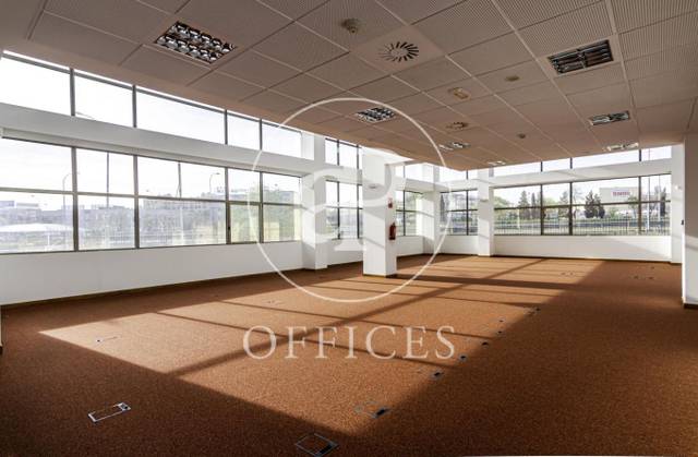 Oficina en Alquiler en Av. Sur del Aeropuerto de Barajas en Aeropuerto