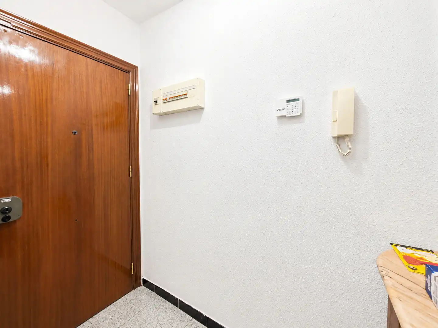 Flat for sale in Sabadell  with Oven and Alarm