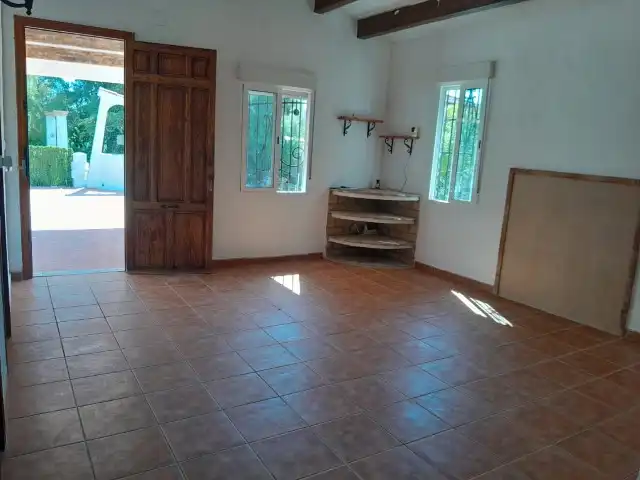 Detached house with pool for sale in Montroi / Montroy, imagen 12