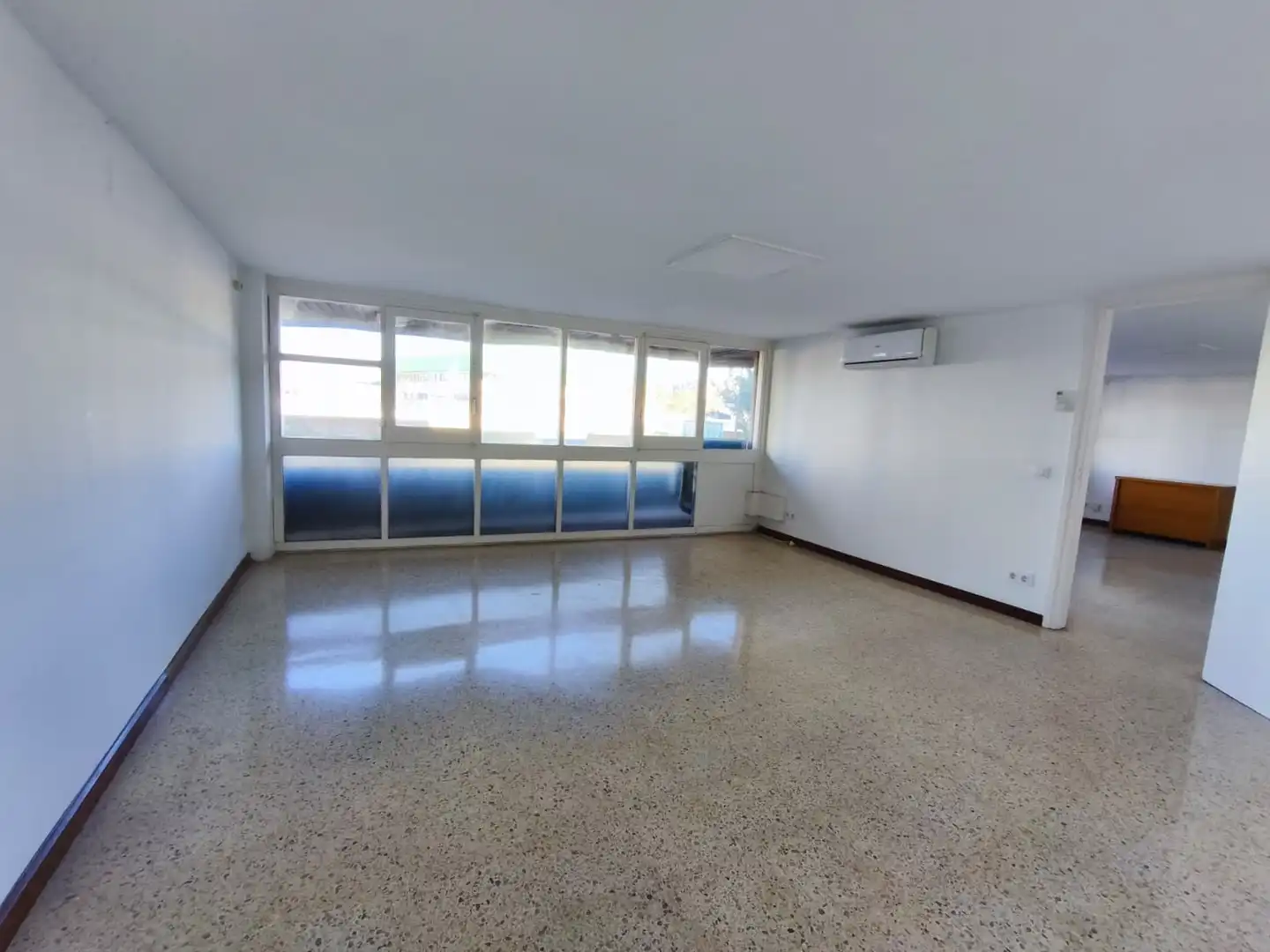 Oficina amb ascensor en venda a Vila de Blanes, imagen 4
