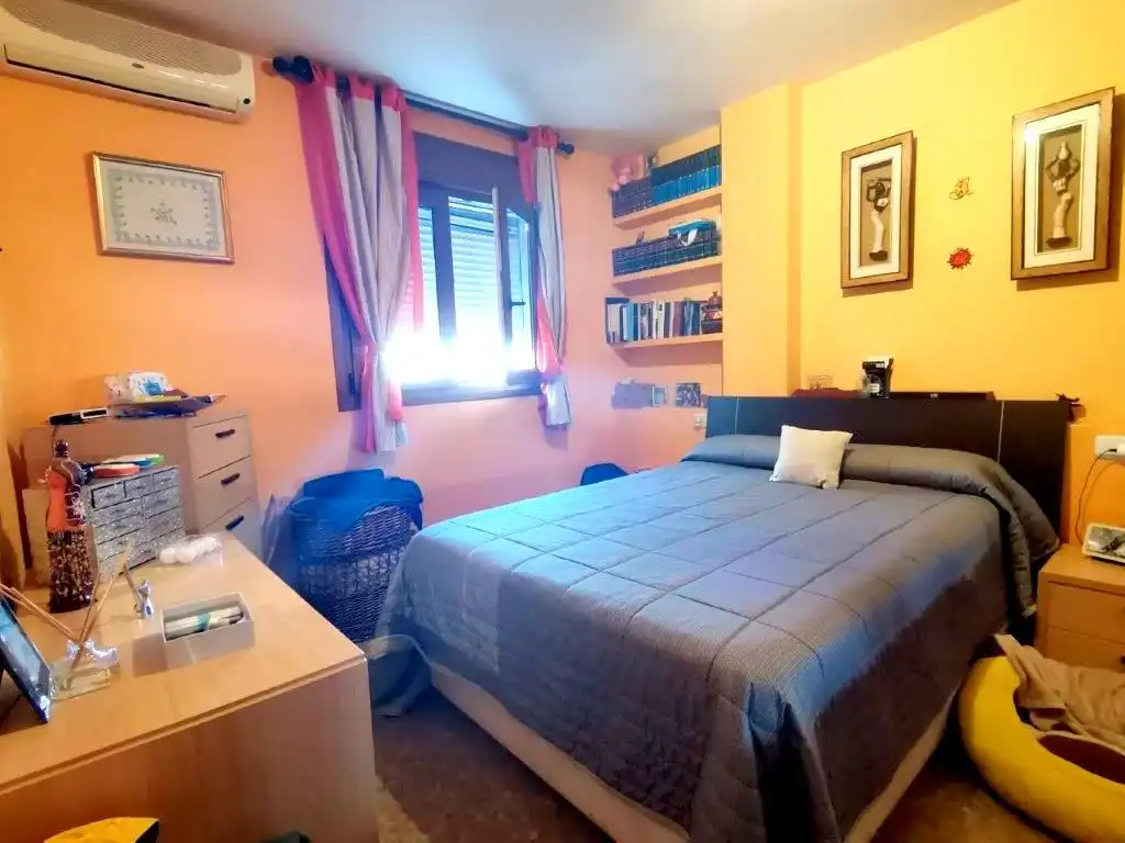Bedroom of Flat for sale in Málaga  with Air Conditioner, Heating and Private garden
