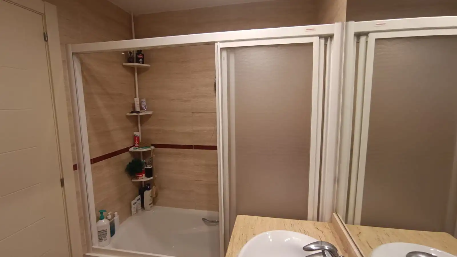 Baño de Piso en venta en Madrid con Aire acondicionado, Calefacción y Trastero